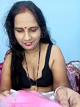 reemacouple007 online show from November 2025 06:09:02 PM