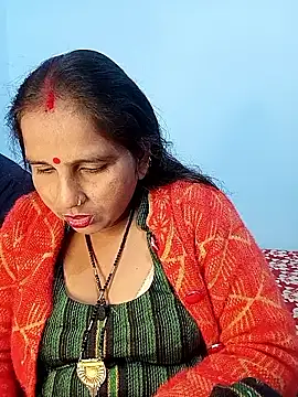 reemacouple007 online show from December 2025 07:48:01 AM