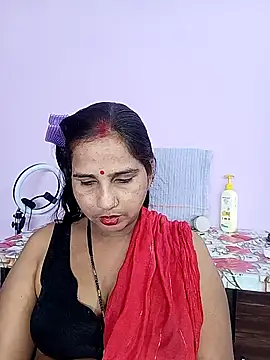 reemacouple007 online show from March 2026 05:57:02 PM