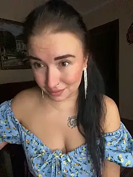 Snapshot of Roxana_Bell chatting on January 2026 07:11:01 PM Roxana Bell online show from January 2026 07:11:01 PM