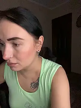 Snapshot of Roxana_Bell chatting on February 2026 06:12:02 PM Roxana Bell online show from February 2026 06:12:02 PM