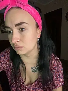 Snapshot of Roxana_Bell chatting on February 2026 07:53:02 PM Roxana Bell online show from February 2026 07:53:02 PM