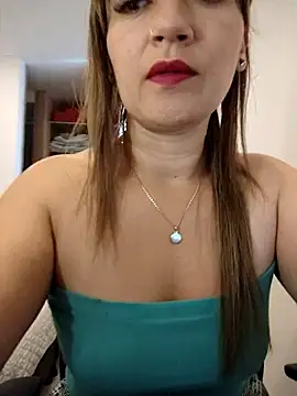 Snapshot of tata_laima__ chatting on November 2025 02:27:01 PM tata laima online show from November 2025 02:27:01 PM