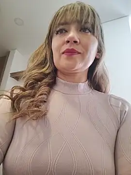 Snapshot of tata_laima__ chatting on November 2025 03:59:01 PM tata laima online show from November 2025 03:59:01 PM