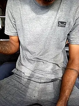 DulajThushara2468 online show from February 2026 03:22:02 AM