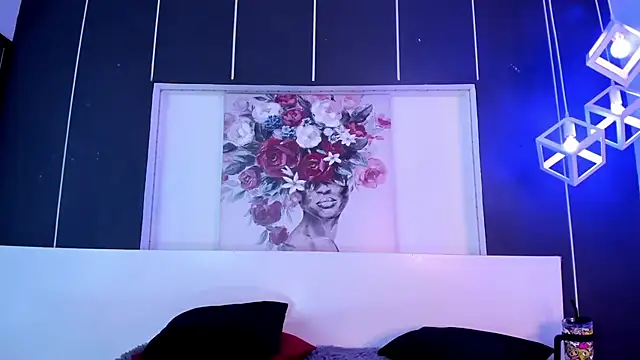 Alexxxholy online show from January 2025 01:54:01 PM