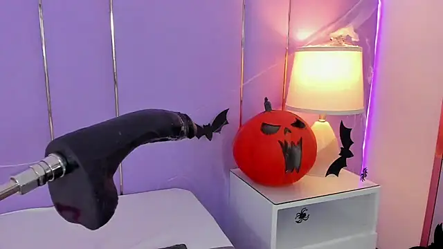 SophyRuiz  online show from October 2025 12:17:02 PM