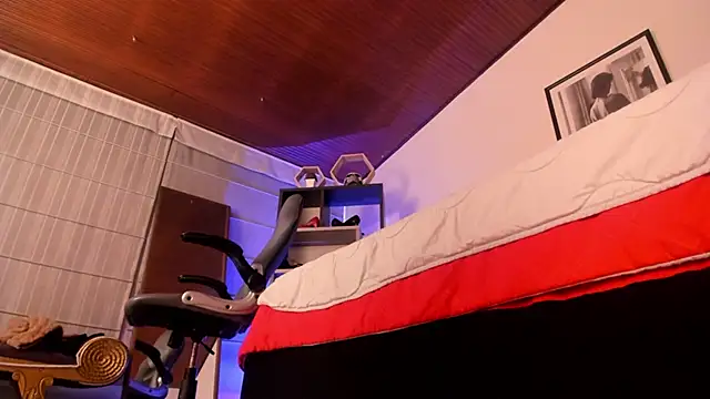 Snapshot of Moony_14 chatting on November 2025 01:13:02 PM Moony 14 online show from November 2025 01:13:02 PM