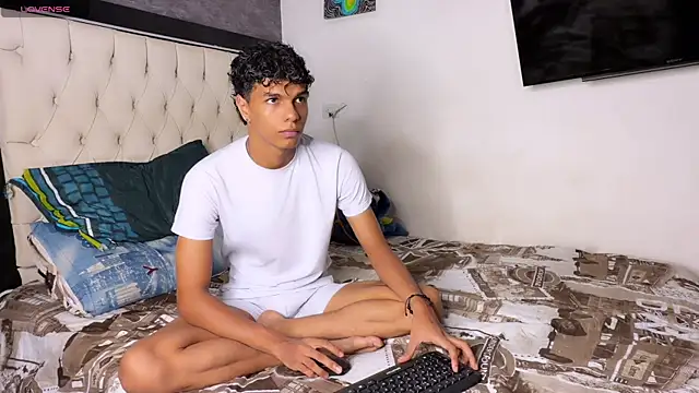 james dreams  online show from June 2026 11:43:01 PM