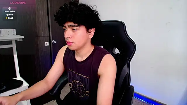  nickconnor01 online show from January 2025 07:07:01 PM