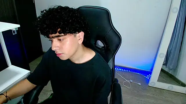  nickconnor01 online show from February 2025 11:36:02 PM