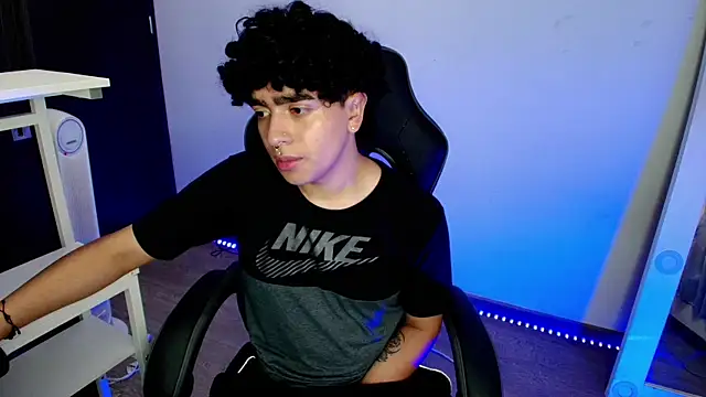  nickconnor01 online show from February 2025 10:41:01 PM