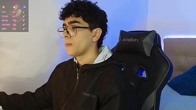  nickconnor01 online show from November 2025 10:25:02 PM