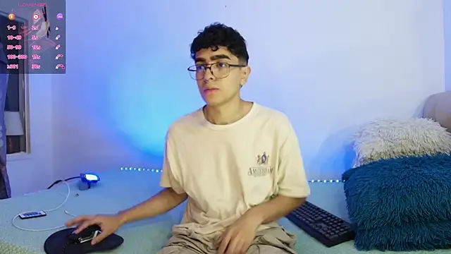  nickconnor01 online show from December 2025 10:03:01 PM