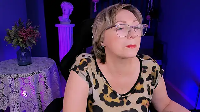 sugar vivien online show from January 2025 03:18:02 PM