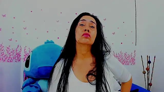 Snapshot of HorniestMilf chatting on June 2026 07:45:01 PM HorniestMilf online show from June 2026 07:45:01 PM