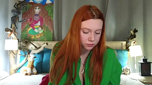 Snapshot of MileyMiller chatting on December 2025 10:57:02 AM MileyMiller online show from December 2025 10:57:02 AM