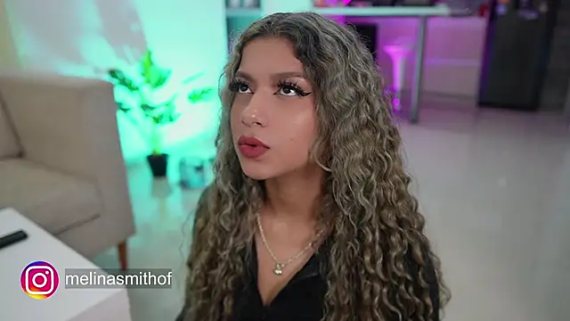 Snapshot of Melina-Smith chatting on March 2025 01:35:02 AM Melina-Smith online show from March 2025 01:35:02 AM