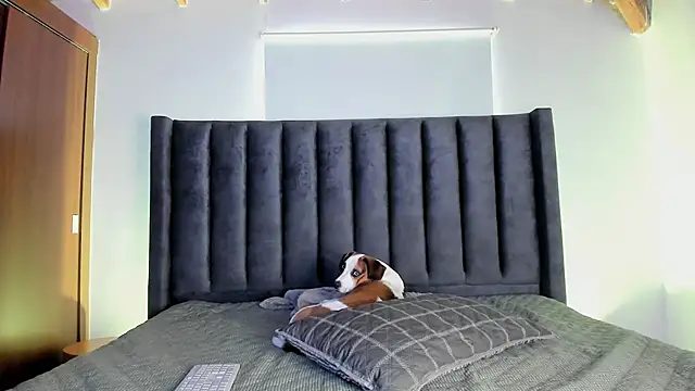 Snapshot of paulina_soto chatting on November 2025 06:46:02 PM paulina soto online show from November 2025 06:46:02 PM