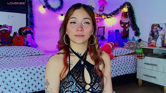 alisson zafiro  online show from December 2025 03:16:02 AM