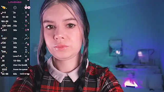 Lil Amelie online show from October 2025 08:15:02 AM