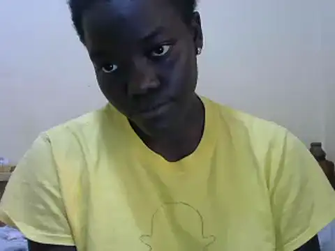 Snapshot of Sweet_chico2 chatting on December 2024 03:21:01 PM Sweet chico2 online show from December 2024 03:21:01 PM