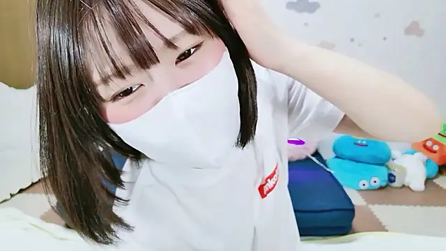 Snapshot of _Iroha_99 chatting on May 2026 02:35:02 PM Iroha 99 online show from May 2026 02:35:02 PM