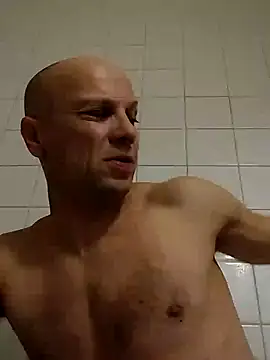 Snapshot of wedge75 chatting on January 2025 06:26:01 AM wedge75 online show from January 2025 06:26:01 AM