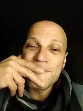 Snapshot of wedge75 chatting on January 2025 11:39:02 PM wedge75 online show from January 2025 11:39:02 PM