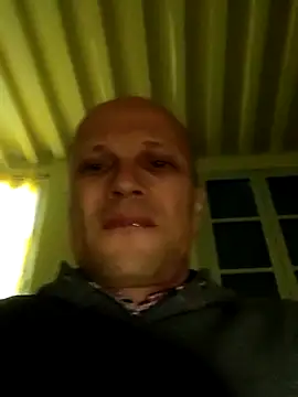 Snapshot of wedge75 chatting on October 2025 09:42:02 AM wedge75 online show from October 2025 09:42:02 AM