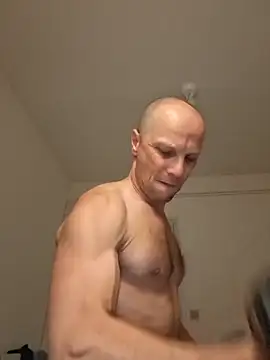 wedge75 online show from April 2026 05:07:01 PM