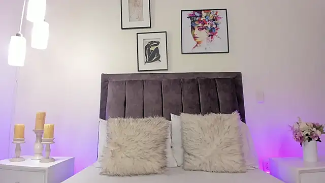 helen mooree online show from March 2026 12:45:02 PM