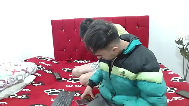 Snapshot of big-dicktop23 chatting on December 2024 02:15:01 AM big-dicktop23 online show from December 2024 02:15:01 AM