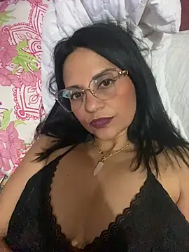 Snapshot of paolagomez_ chatting on February 2025 06:46:01 AM paolagomez online show from February 2025 06:46:01 AM