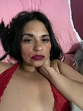 Snapshot of paolagomez_ chatting on February 2025 08:31:02 AM paolagomez online show from February 2025 08:31:02 AM