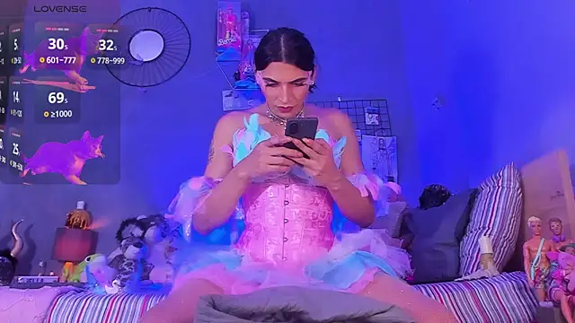 Snapshot of tiffbeatiful chatting on October 2025 09:11:04 AM tiffbeatiful online show from October 2025 09:11:04 AM