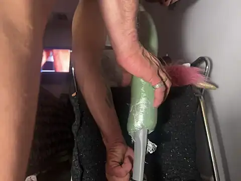 Snapshot of Amarok39 chatting on December 2024 01:01:02 PM Amarok39 online show from December 2024 01:01:02 PM