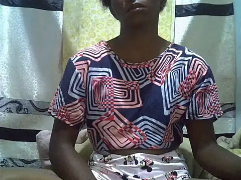 ElianeHot online show from December 2025 06:39:01 PM