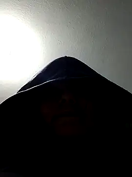 Snapshot of Alisteresa_ chatting on June 2026 04:32:02 AM Alisteresa online show from June 2026 04:32:02 AM