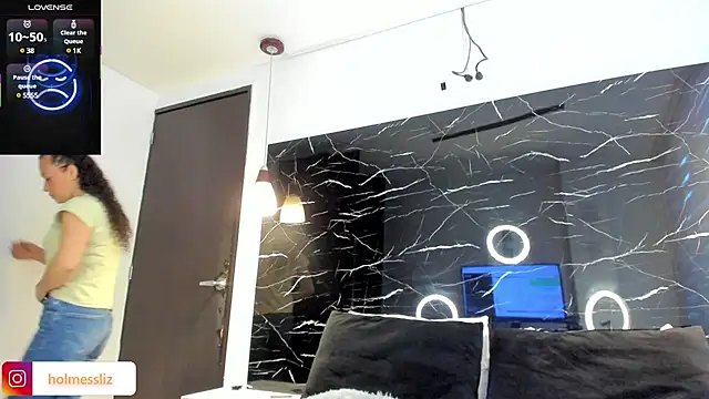 LIZ HOLMES online show from March 2025 12:04:02 PM