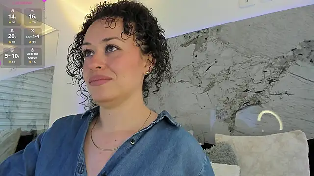 LIZ HOLMES online show from October 2025 12:17:02 PM