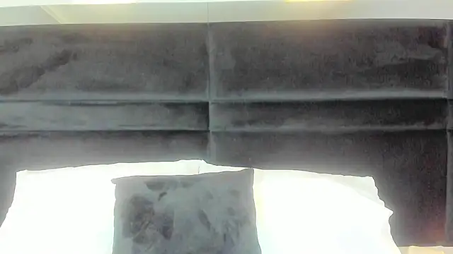 MiaStor online show from March 2025 05:39:01 PM