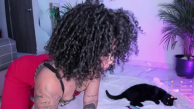 pretty pettite online show from December 2024 09:56:02 PM