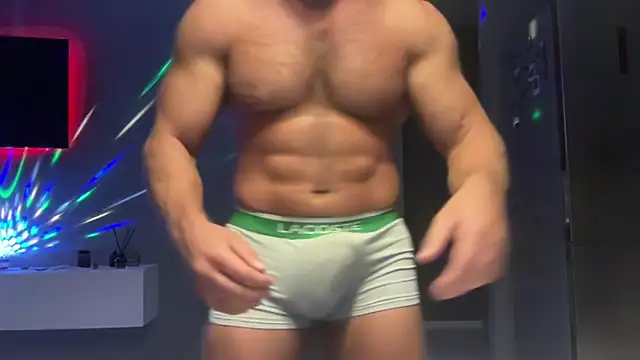 Snapshot of KarlosRichi chatting on January 2025 05:39:01 PM KarlosRichi online show from January 2025 05:39:01 PM