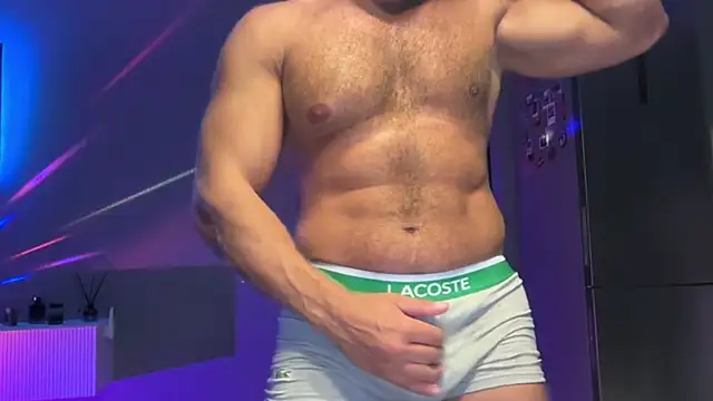 Snapshot of KarlosRichi chatting on November 2025 03:12:02 PM KarlosRichi online show from November 2025 03:12:02 PM