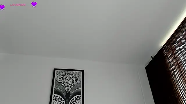 VeronicaTonu online show from November 2025 02:05:01 PM