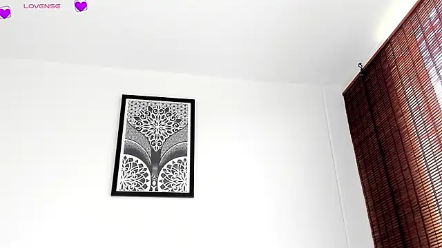 Snapshot of VeronicaTonu chatting on January 2026 04:00:01 PM VeronicaTonu online show from January 2026 04:00:01 PM