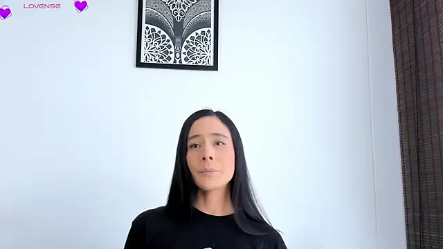 Snapshot of VeronicaTonu chatting on February 2026 02:03:01 PM VeronicaTonu online show from February 2026 02:03:01 PM