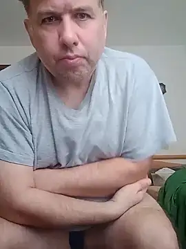 Snapshot of Olandese2682@xh chatting on May 2026 09:28:02 AM Olandese2682xh online show from May 2026 09:28:02 AM