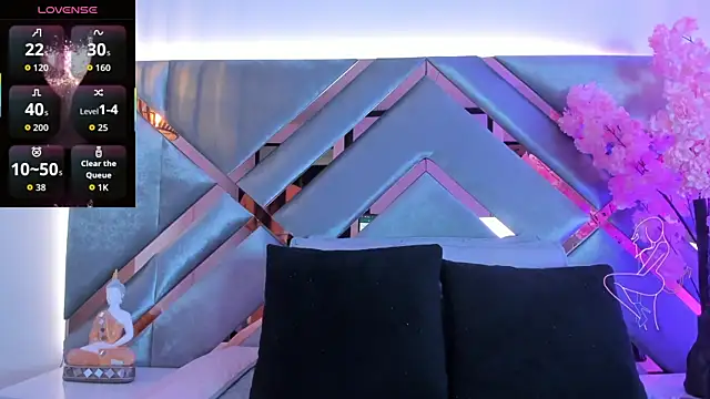 LiaaGenner online show from November 2025 02:43:02 AM